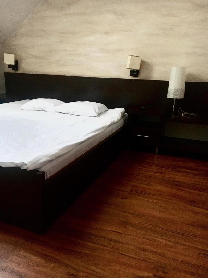 Sosnowy Dworek Apartment Borkow Luaran gambar