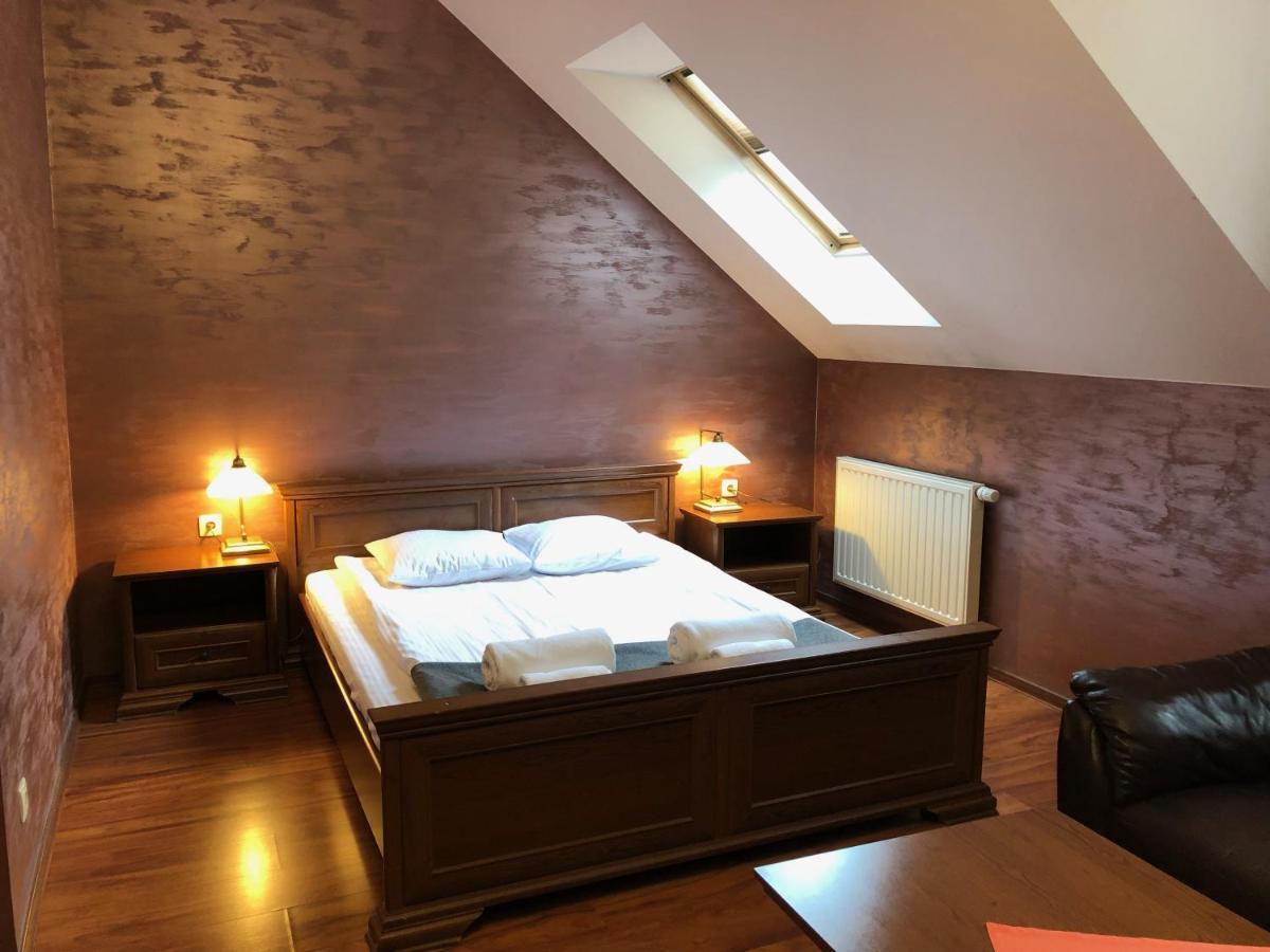 Sosnowy Dworek Apartment Borkow Luaran gambar